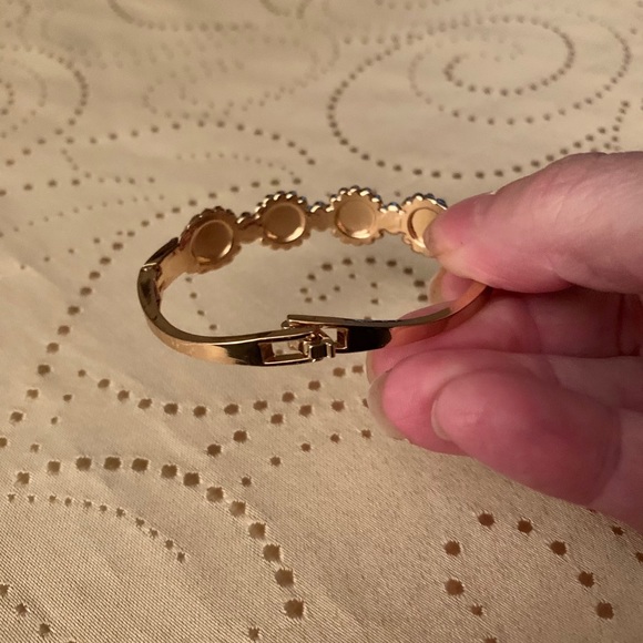 Bracelet - Picture 6 of 9